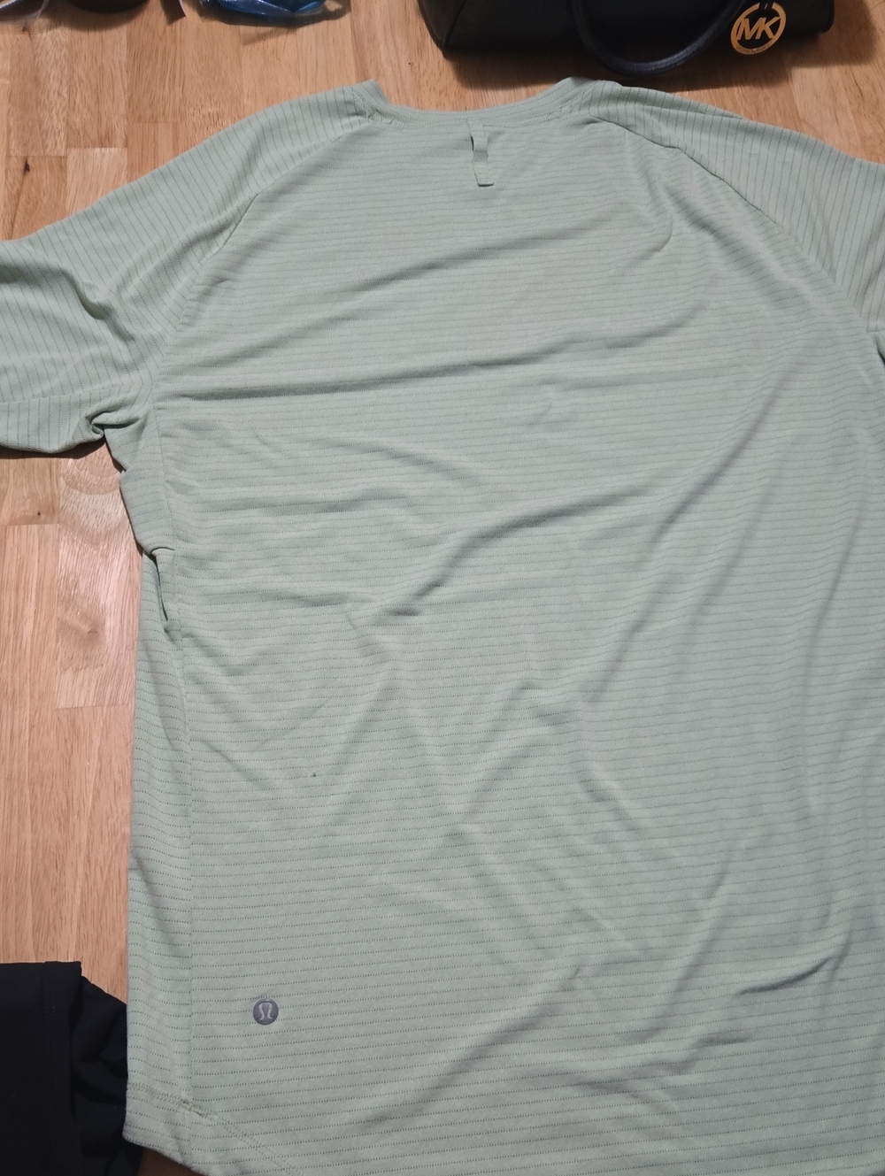 lululemon athletica Men’s Short-Sleeve Shirt - Sage Green
